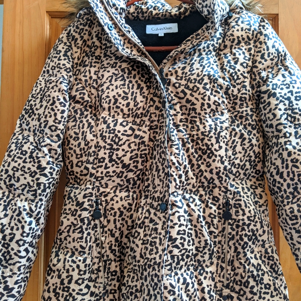 Calvin Klein Leopard Print Women's Down Jacket/Coat NWT Size Medium